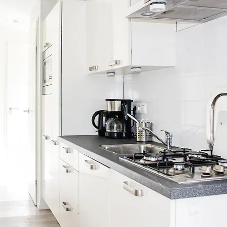 Stunning In With 2 Bedrooms And Wifi Casa de Férias